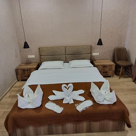 Hotel Sweet Night Kazbegi Exteriör bild