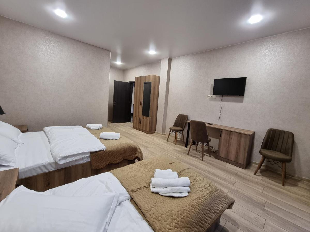 Hotel Sweet Night Kazbegi Exteriör bild