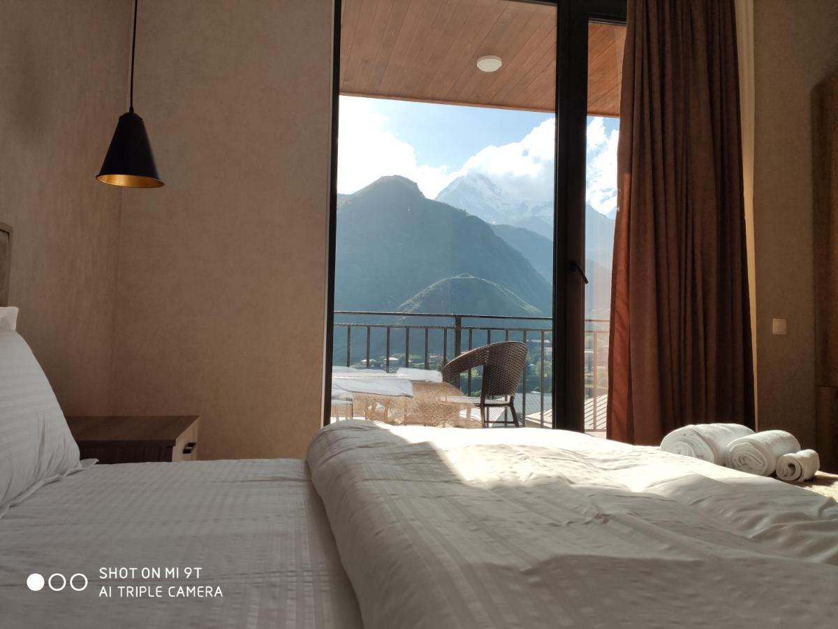 Hotel Sweet Night Kazbegi Exteriör bild